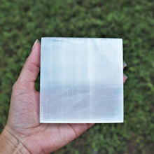 Load image into Gallery viewer, Square Selenite Charging Plate
